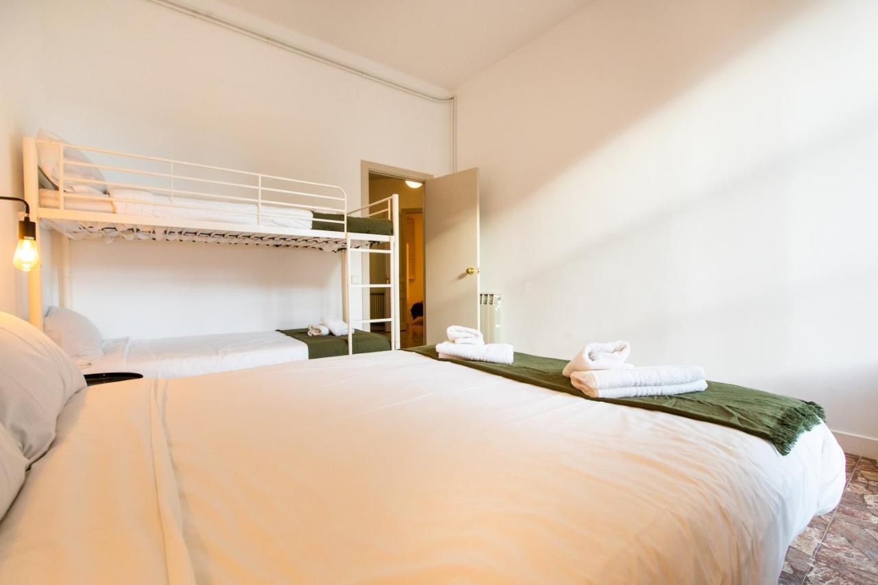 Piso para Grandes Grupos Barcelona Exterior foto