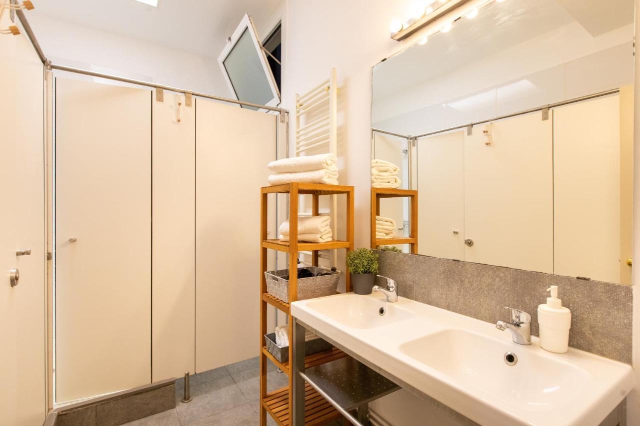 Piso para Grandes Grupos Barcelona Exterior foto