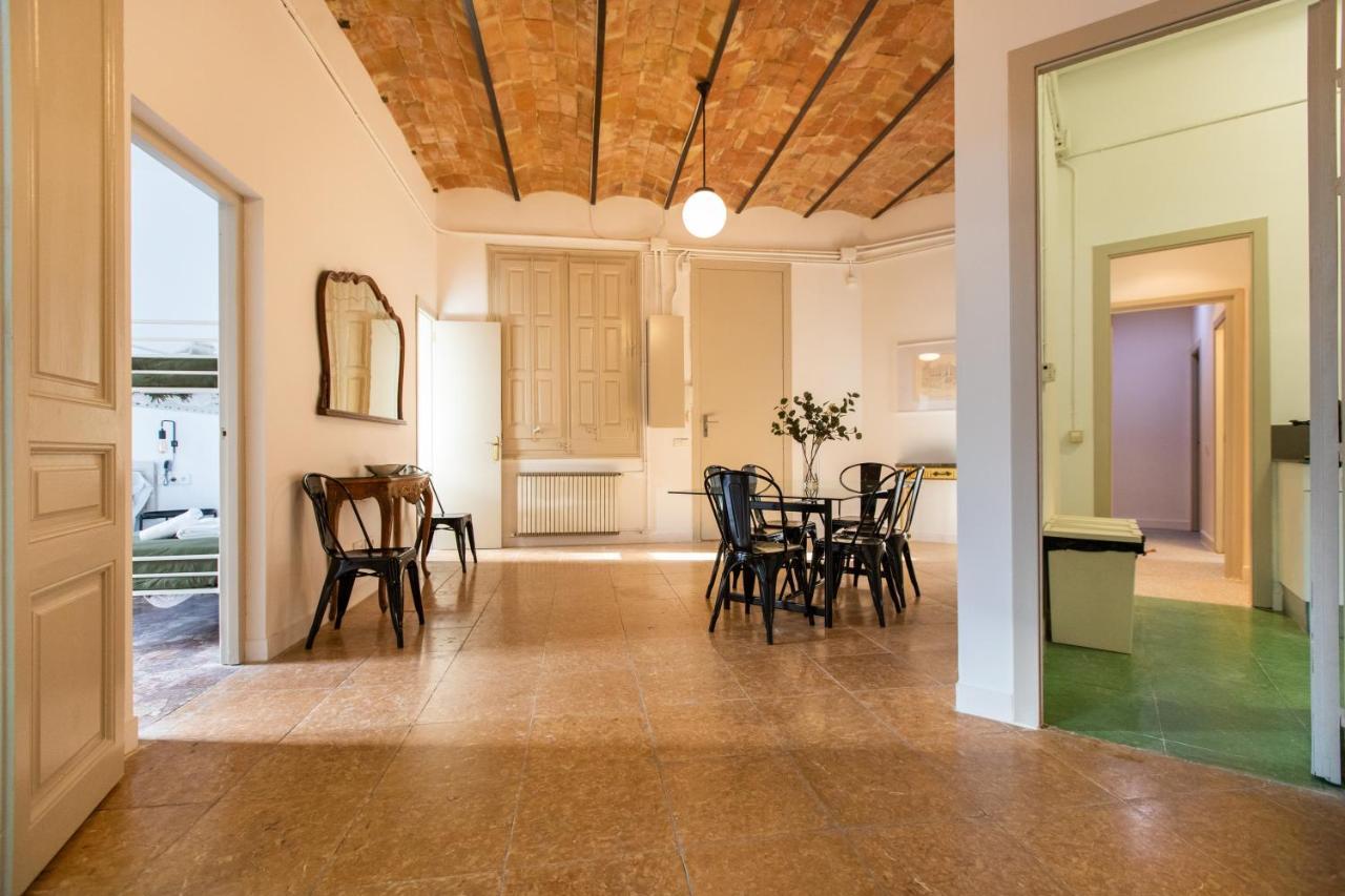 Piso para Grandes Grupos Barcelona Exterior foto