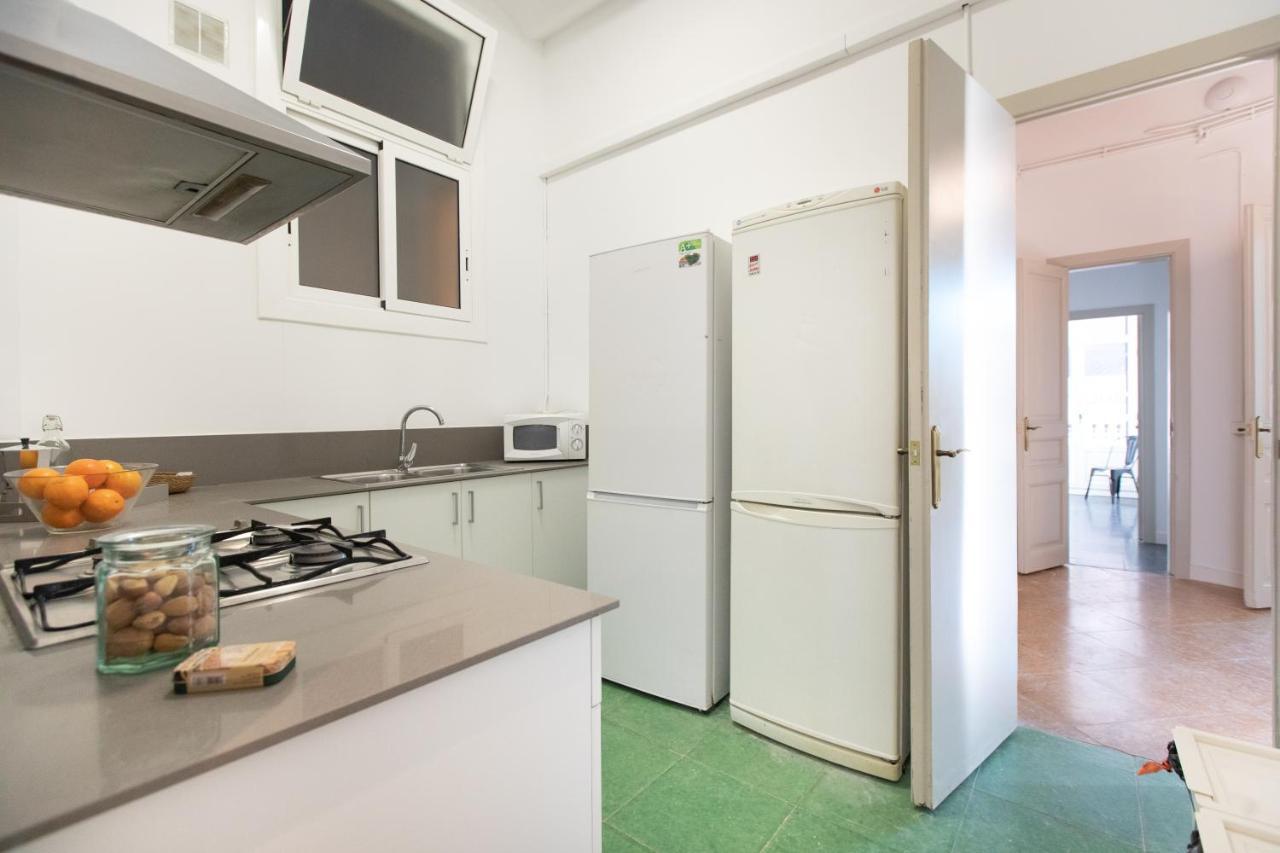 Piso para Grandes Grupos Barcelona Exterior foto