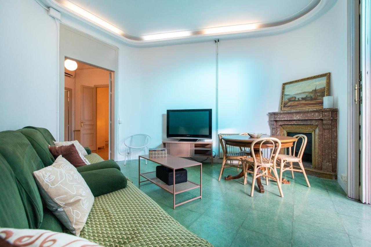 Piso para Grandes Grupos Barcelona Exterior foto