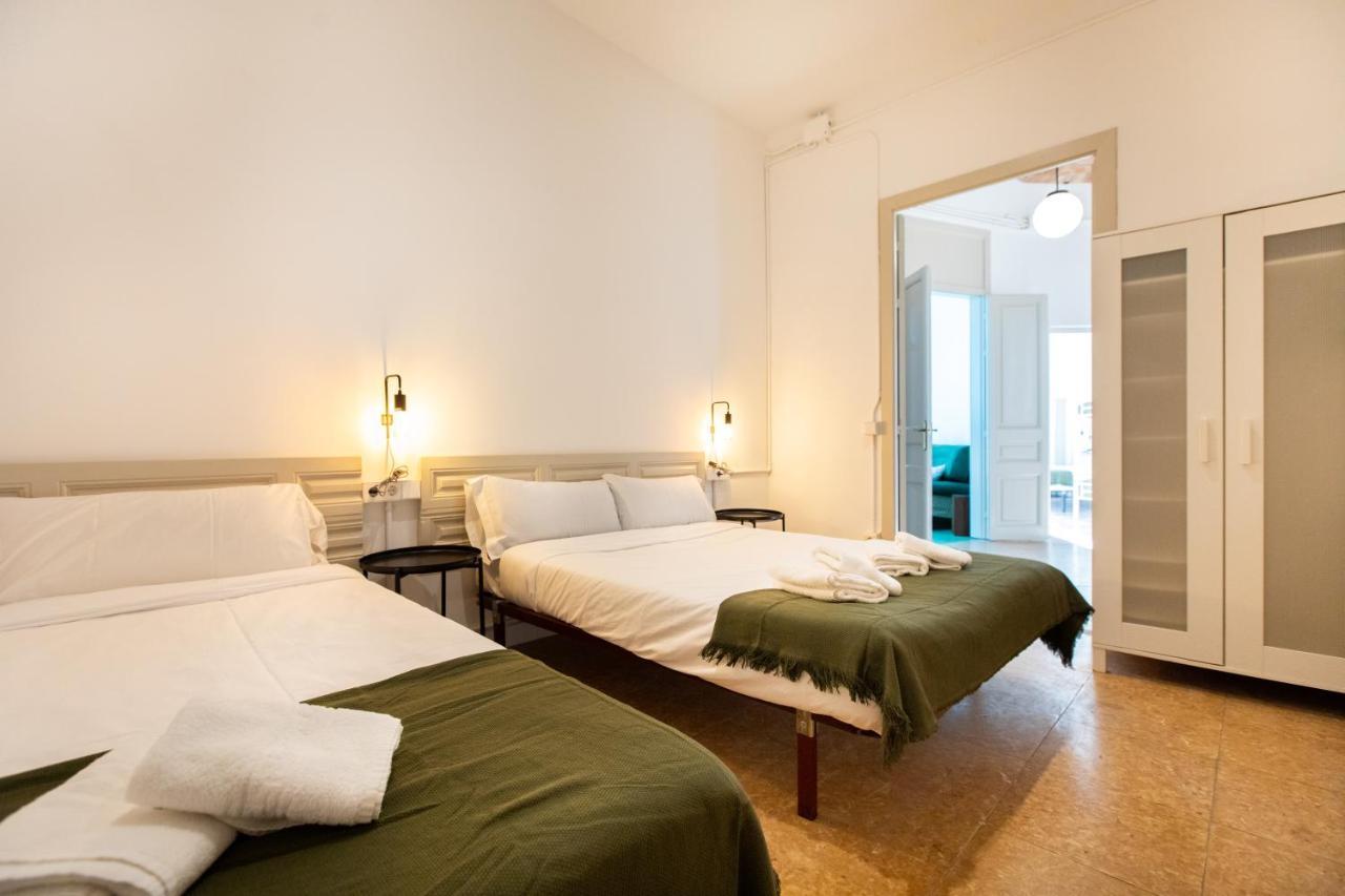 Piso para Grandes Grupos Barcelona Exterior foto
